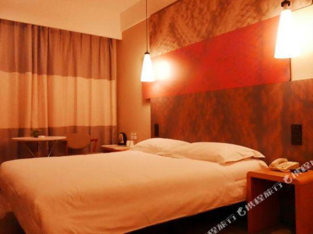 Ibis Nanchang Zhongshan Road Pedestrian Street Hotel Esterno foto